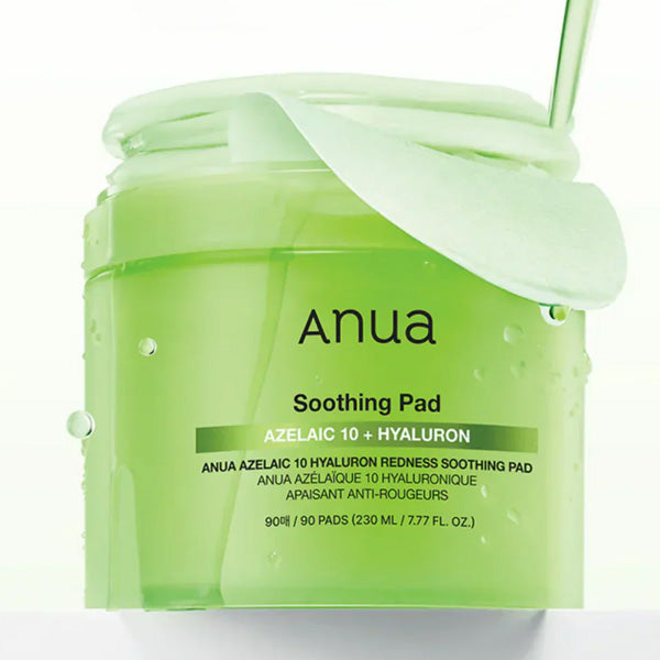 Anua Azelaic 10 Hyaluron Redness Soothing Pad uz vannasistabas plaukta – korejiešu skaistumkopšana