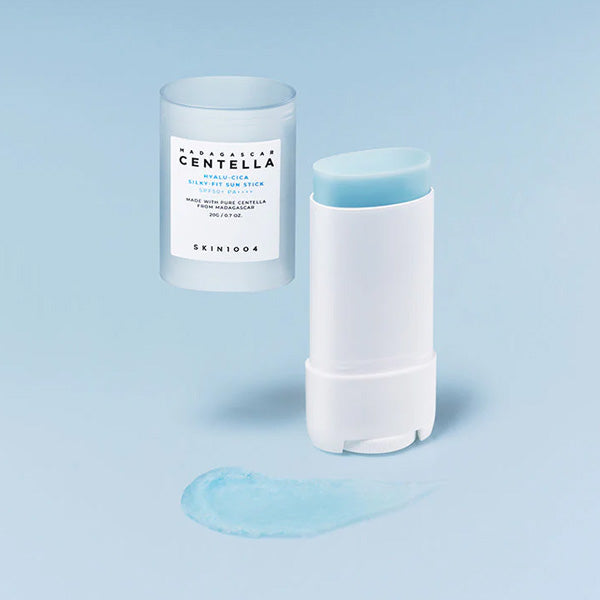 Saules aizsarglīdzeklis-zīmulis ar SPF50+ | skin1004 Madagascar Centella Hyalu-Cica Silky-fit Sun Stick