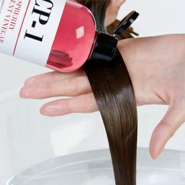 Ka lietot Esthetic House CP-1 Raspberry Treatment Vinegar matu skalotaju