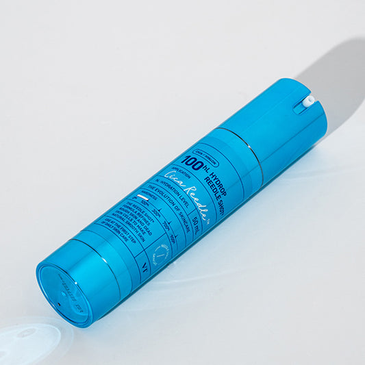 Vt Cosmetics Hydrop Needle Shot tekstūra uz pirksta — viegla, netaukaina hialuronskābes formula, ātri uzsūcas | koore.lv