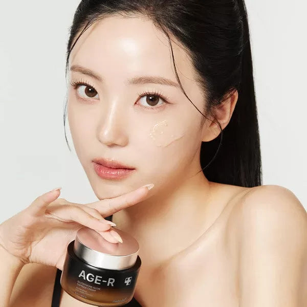 Pretgrumbu Sejas Krēms | Medicube AGE-R Glutathione Glow Cream