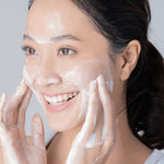Attīrošas sejas putas ar niacinamīdu un centellu APLB Glutathione Cleanser