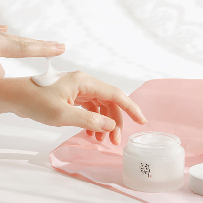 BEAUTY OF JOSEON Dynasty Cream - barojošs, atjaunojošs un mitrinošs krēms