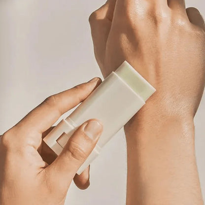 BEAUTY OF JOSEON Matte Sun Stick: Mugwort + Camilia SPF 50+ PA++++