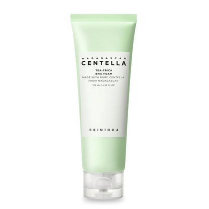 SKIN1004 Madagascar Centella Tea-Trica BHA Foam – Korejas kosmētika, attīrošas putas ar Centella Asiatica un Tea Tree ekstraktiem, kas dziļi attīra poras un samazina tauku izdalīšanos.