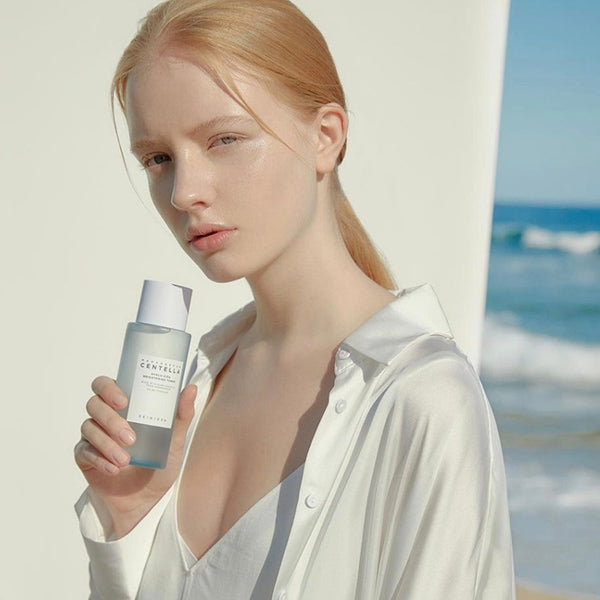 Madagascar Centella Hyalu-Cica Brightening Toner - sejas ādu izgaismojošs toneris