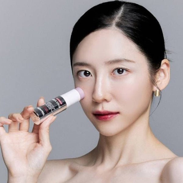 Ādas toni izlīdzinošs pretgrumbu zīmulis - stiks | MediPeel Peptide 9 Mela Stick - KOORE