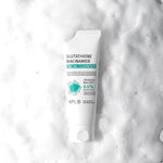 APLB Glutathione Niacinamide mazgāšanas līdzekļa krēmīgā un blīvā putu tekstūra