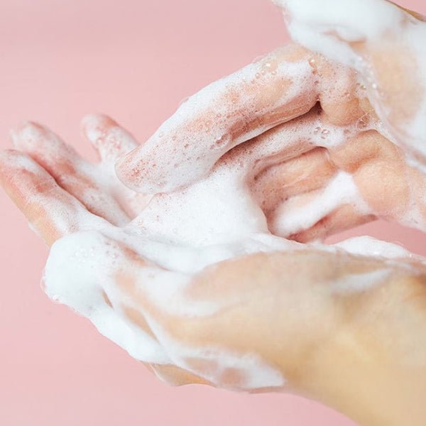 Attīrošas krēmveida putas poru mazināšanai | skin1004 Poremizing Deep Cleansing Foam - KOORE