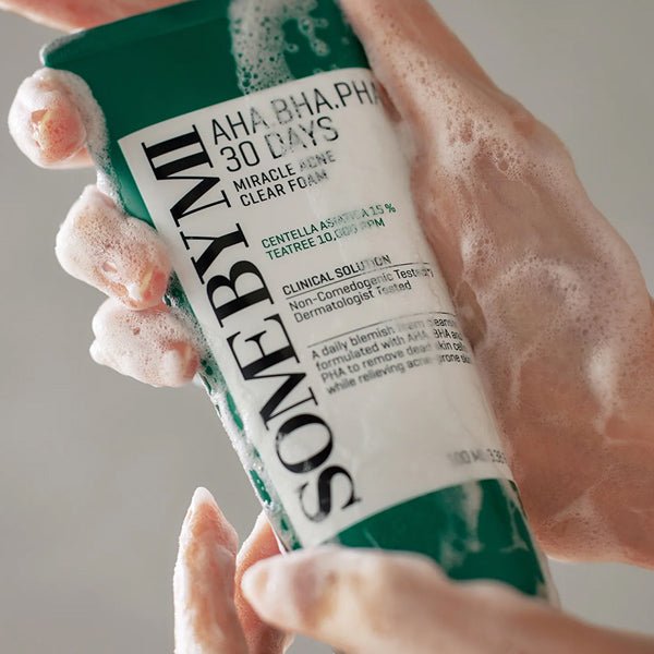 Attīrošas krēmveida putas problemātiskai ādai | Some By Mi AHA,BHA,PHA 30 Days Miracle Acne Clear Foam - KOORE