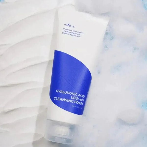 Attīrošas krēmveida putas sejai ar zemu pH līmeni | Isntree Hyaluronic Acid Low - pH Cleansing Foam - KOORE