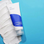 Attīrošas krēmveida putas sejai ar zemu pH līmeni | Isntree Hyaluronic Acid Low - pH Cleansing Foam - KOORE