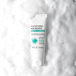 APLB Glutathione Niacinamide mazgāšanas līdzekļa krēmīgā un blīvā putu tekstūra