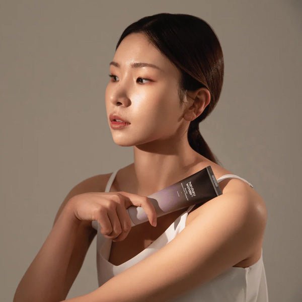 Attīrošs gels sejai ar rīsu ekstraktu | Haruharu Wonder Black Rice Moisture 5.5 Soft Cleansing Gel - KOORE