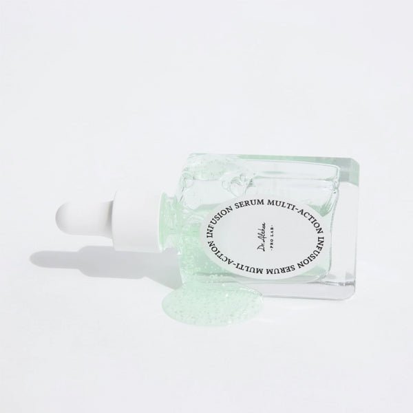 Pretnovecošanās un ādas toni izlīdzinošs serums Dr. Althea Multi-Action Infusion