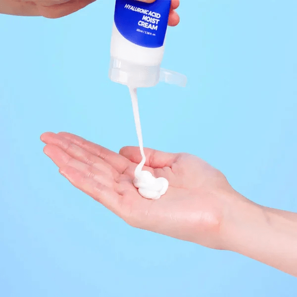 Intensīvi mitrinošs sejas krēms ar hialuronskābi | Isntree Hyaluronic Acid Moist Cream - KOORE