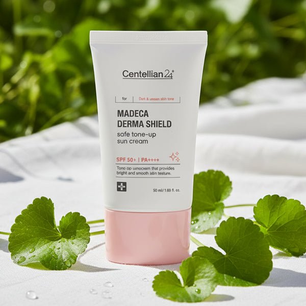 Izgaismojošs sauleskrēms ar SPF50+ | Centellian24 Madeca Tone - Up Sun - KOORE
