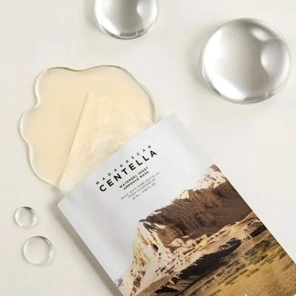 Mitrinoša un nomierinoša lokšņu sejas maska | skin1004 Madagascar CENTELLA watergel sheet ampoule mask - KOORE