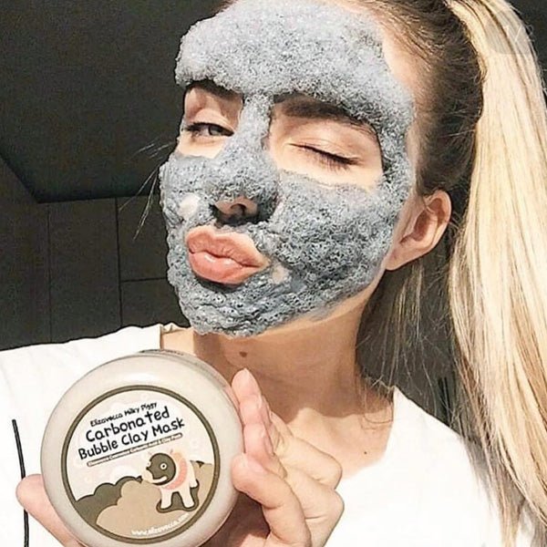 Poru attīroša burbuļmaska | Elizavecca Milky Piggy Carbonated Bubble Clay Mask - KOORE