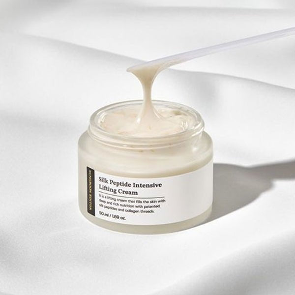 Pretnovecošanās un pirms lietošanas sakratāms sejas krēms Sungboon Editor Silk Peptide