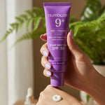 Pretnovecošanās saules aizsargesence ar NAD+ un peptīdiem | Numbuzin No.9 NAD+ Peptides Dewy Sun Essence - KOORE