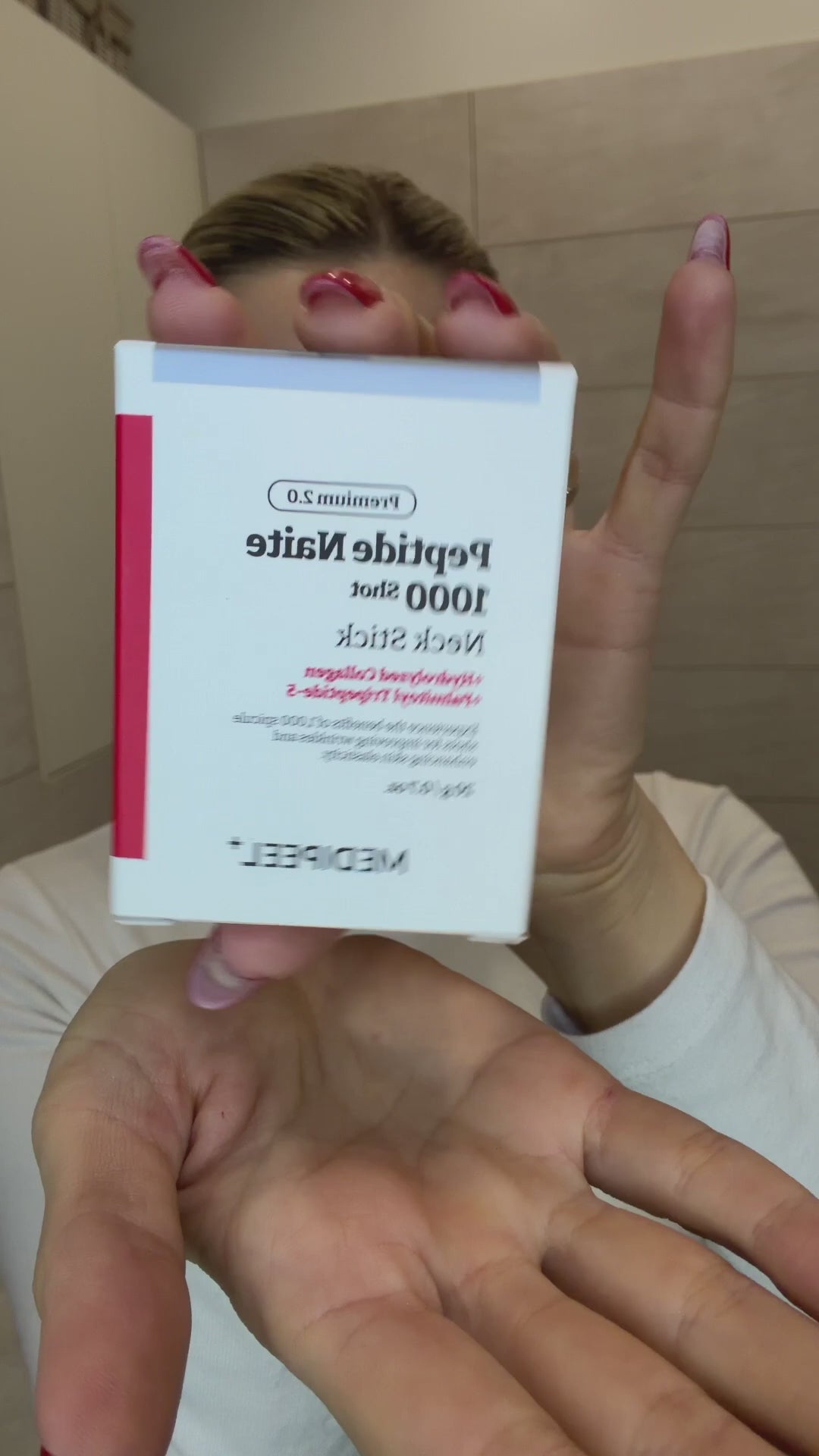 medipeel premium naite neck stick kakla krēms zīmuļa formātā no korejas ar peptīdiem