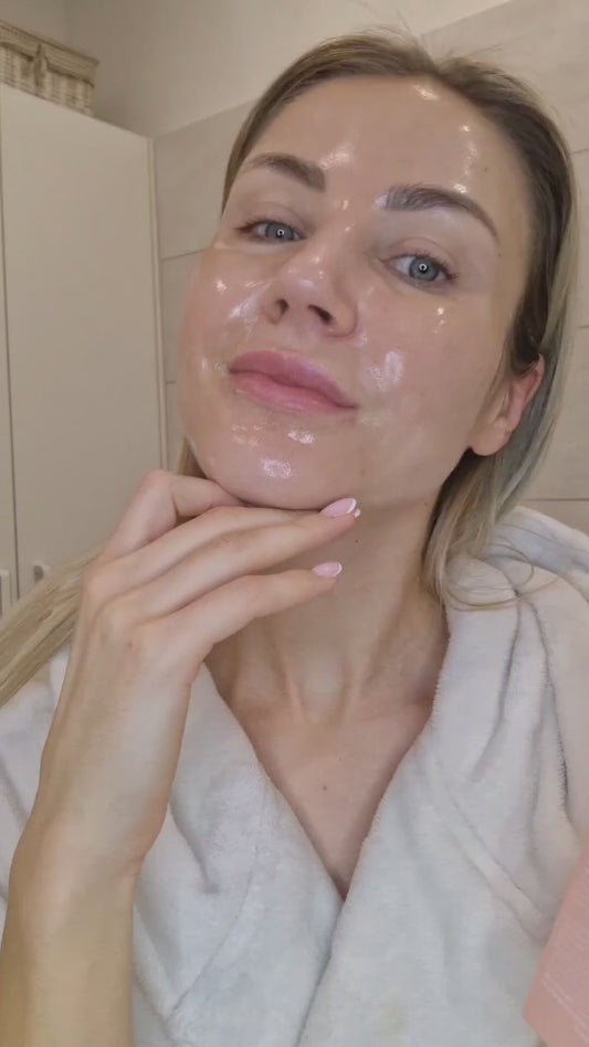 medicube - moisturizing collagen mask for the night