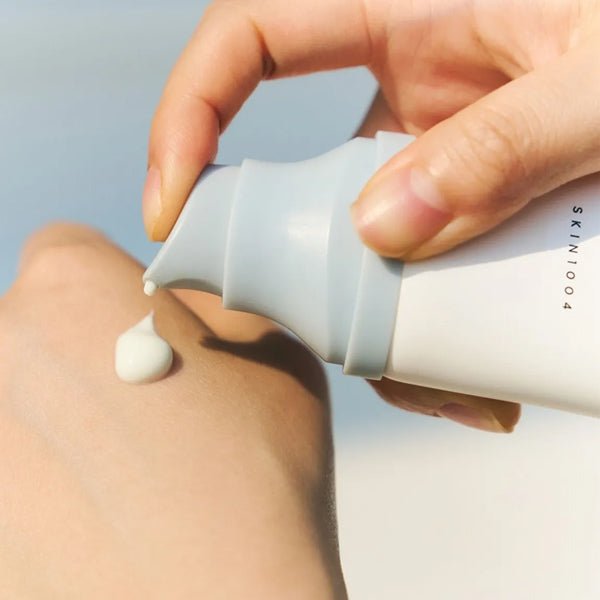 Saules aizsargkrēms ar SPF50+ | skin1004 Madagascar Centella Hyalu - Cica Water - Fit Sun Serum - KOORE