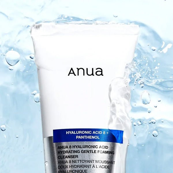 Anua 8 Hyaluronic Acid sejas mazgāšanas līdzekļa krēmīgā putu tekstūra