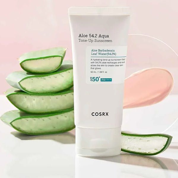 Tonējošs saules aizsargkrēms ar alveju SPF50+ | COSRX Aloe 54.2 Aqua Tone - Up Sunscreen - KOORE